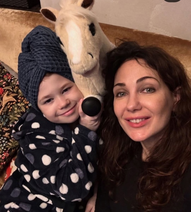 Екатерина Климова показала редкие фото с 9-летней доче?...