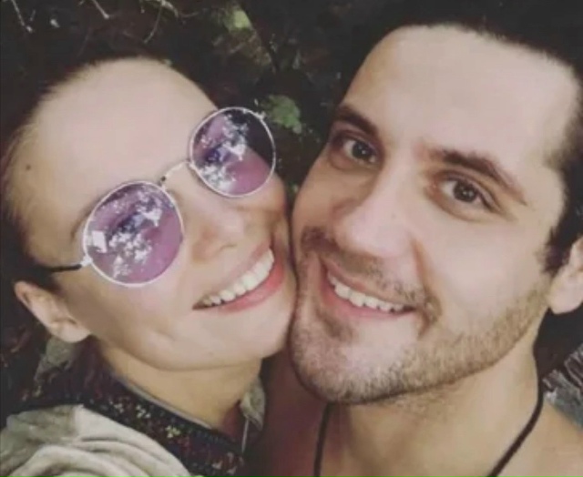 Марк Богатырёв опроверг слухи о разводе с Татьяной Арн...