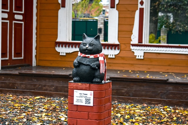 Сарапульские котики уже утеплились. А наши миниатюрки ...