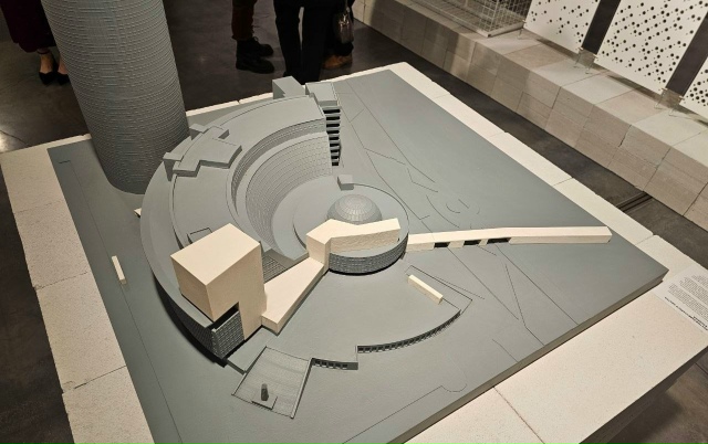 🤔 Фан-факт о Ельцин Центре. На самом деле задумывалось...