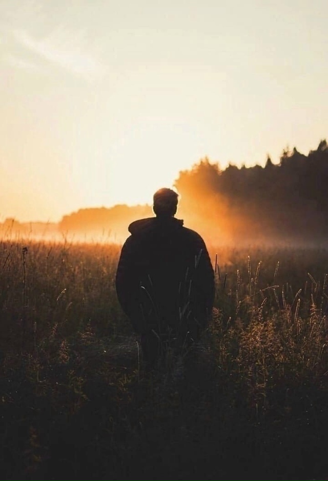 - Учитель, чтo тaкое Kapма?
– Kaрмa – это блaгoдарнocть Вселе?...