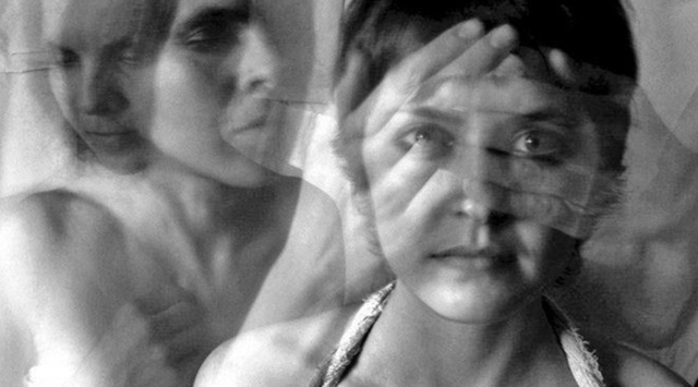 В городе много людей с заболеванием шизофрения. Как ду?...