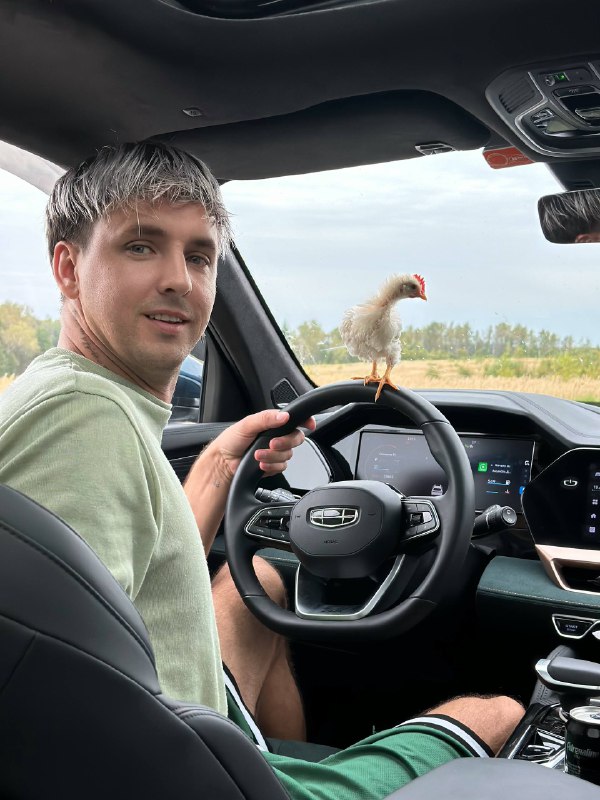 У нас уроки вождения 🤭