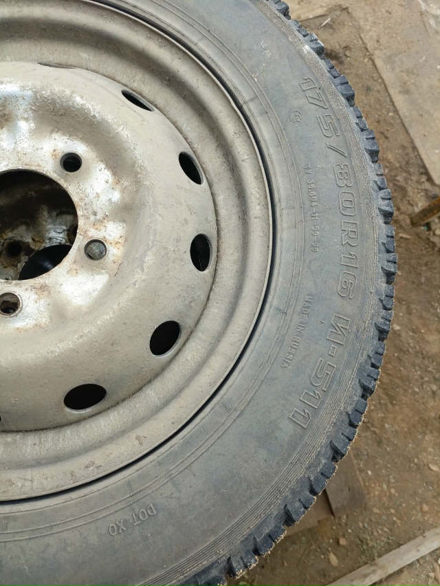 Продам 6000. Все вопросы по тел:89534554324.