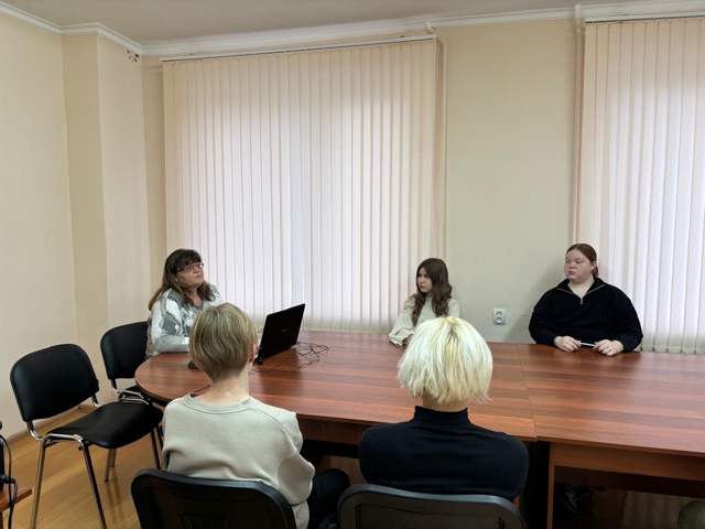 👫Десять учащихся 10-11 классов СОШ №6 и СОШ №2 нашего го?...