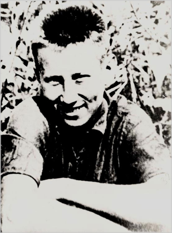 1) Расчет зенитного пулемета на защите г. Тулы.
2) Баррик...