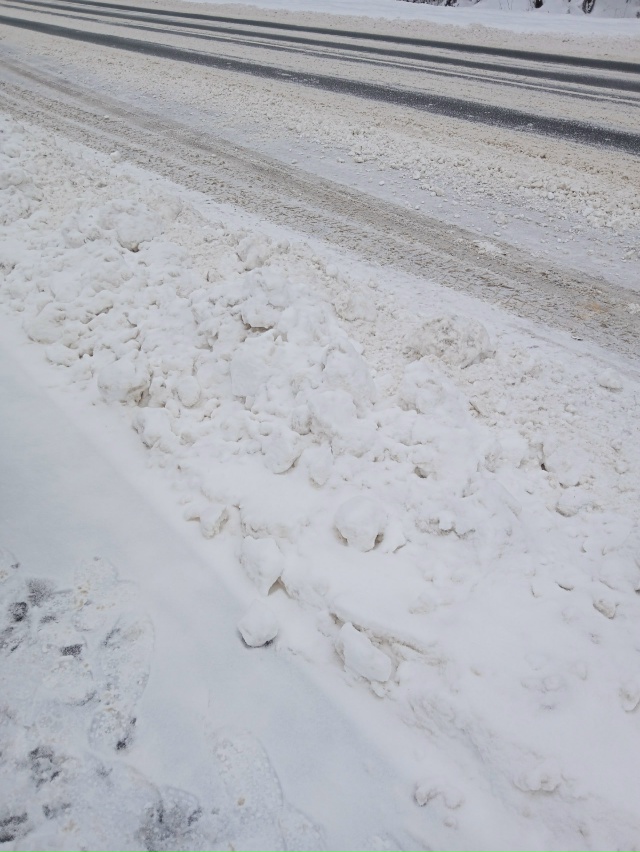 Вот так чистит остановки Гранит