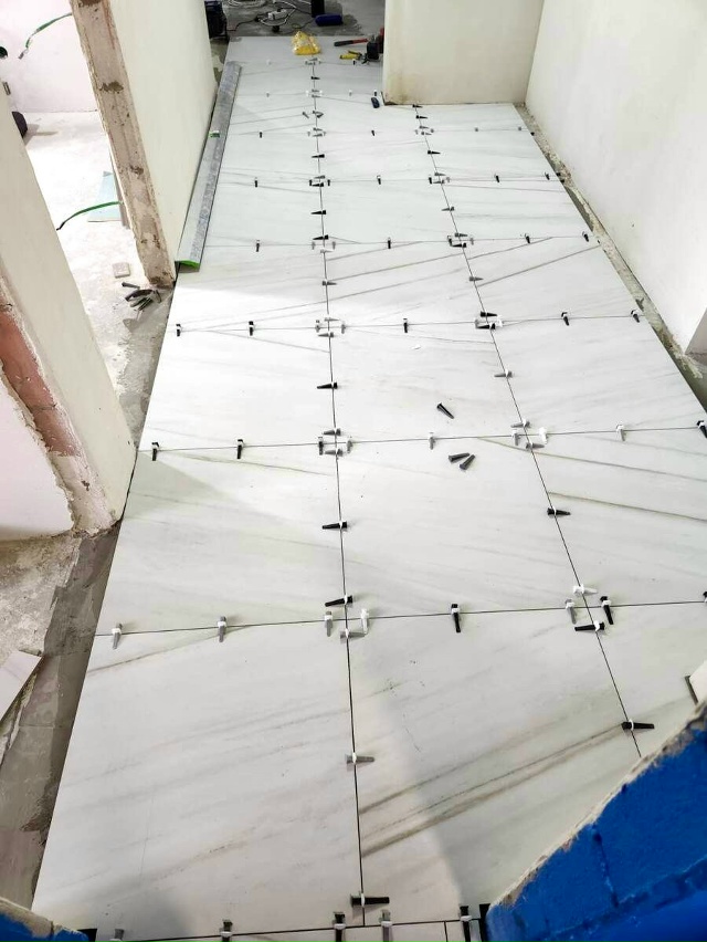 Выполняю работы по укладке плитки и керамогранита.
Вые...