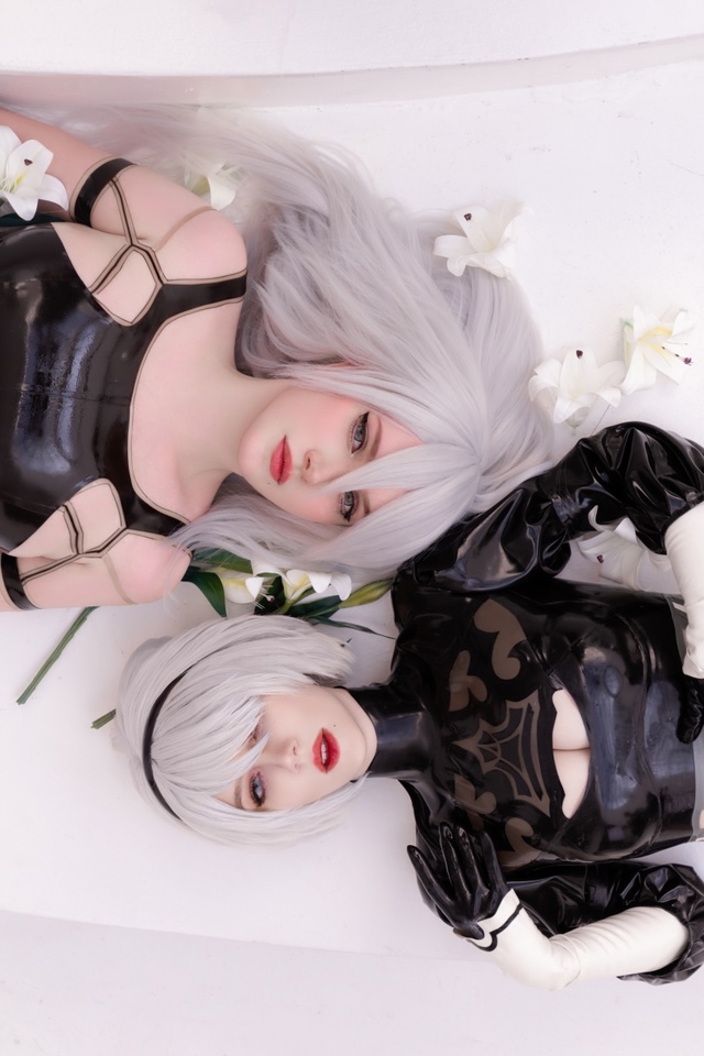 YoRHa No.2 Type A и Type B из NieR Automata от Ulichan и MiakanaYuri