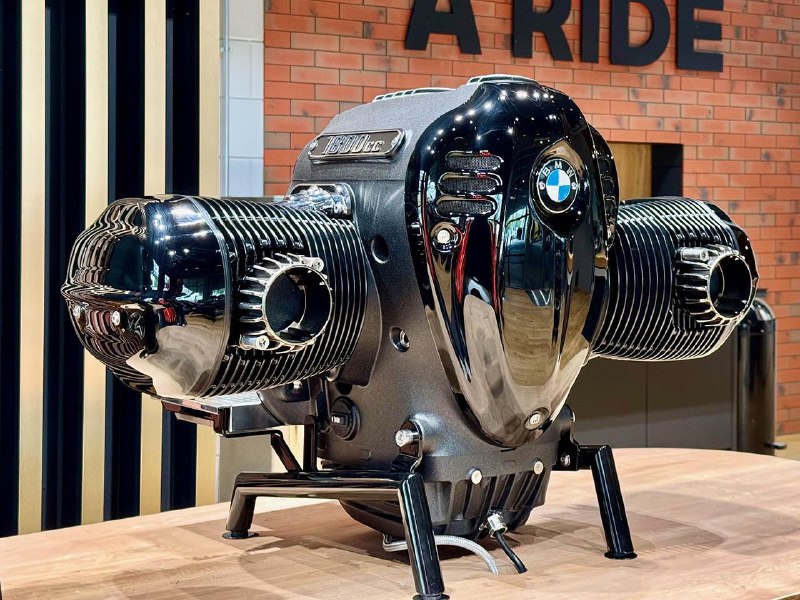 BMW по цене Lada Granta наконец-то
Компания представили кофемашину Big Coffee Boxer с двигателем от