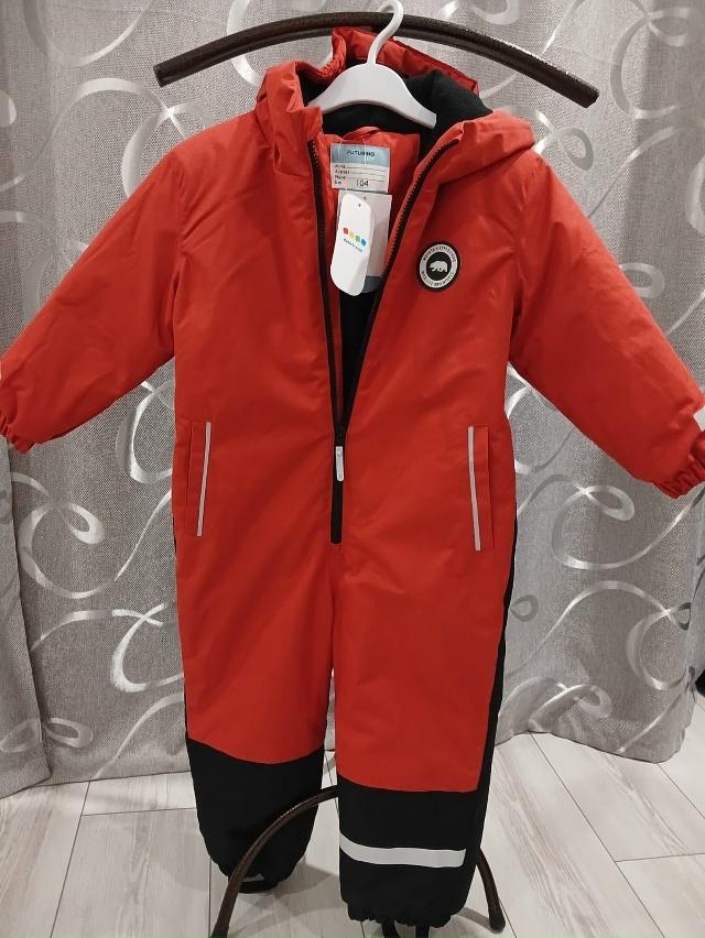 Продам детский комбинезон, зима, новый(не подошёл разм...