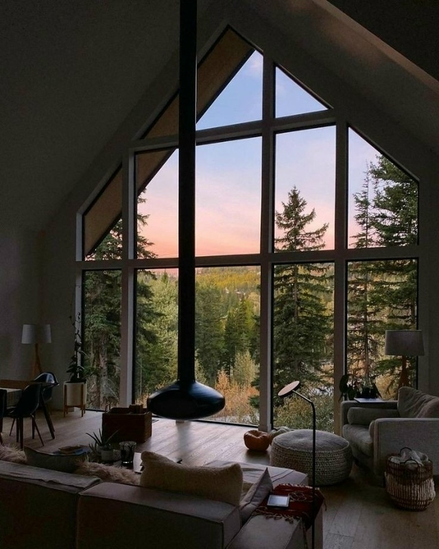 Камин, лес и я = идеальное сочетание.