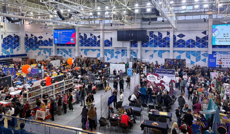 Сегодня посетим фестиваль "Фан Станция" (ул. Юрия Никулина, д. 3) Ищите Люпина и Шарона со студии A