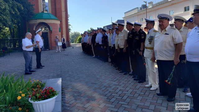 ‼️Брянские моряки отметили День ВМФ
К празднику в на?...