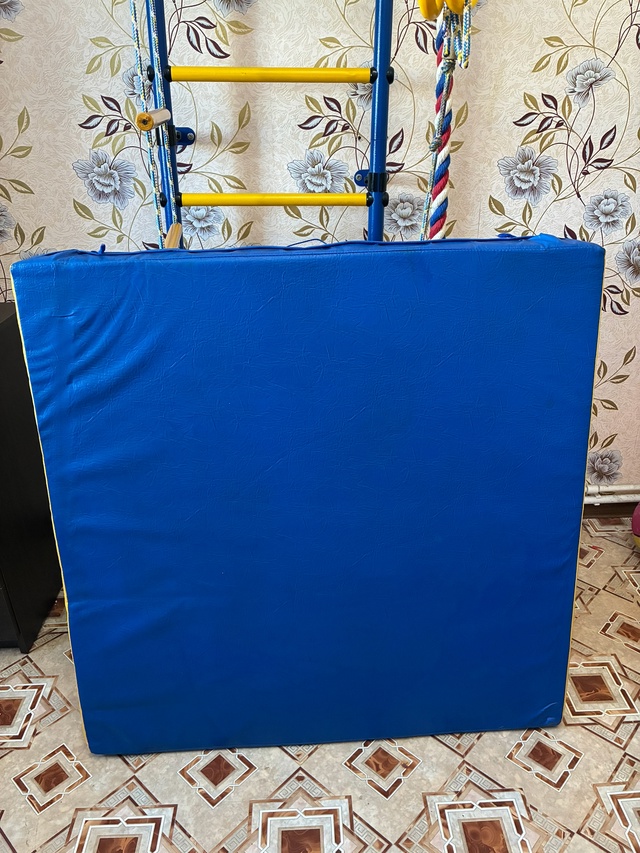 Продается детская шведская стенка.
В комплектации иду...