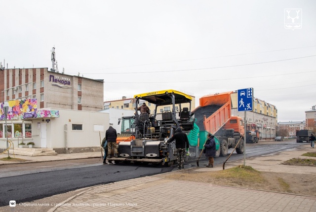 В Нарьян-Маре завершают сезон дорожных работ
На четыр?...