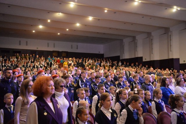 Они были первыми
20 лет назад один из первых кадетских...