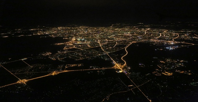 Стрельна и весь город с высоты ночного полета! ?