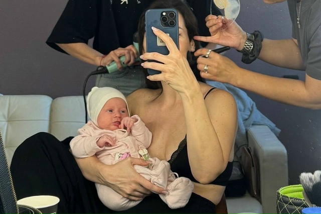 Ида Галич поделилась трогательным снимком своей трехм...