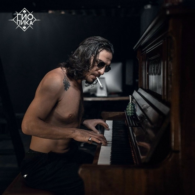 Мы так долго ждали эту песню, наконец-то она вышла!