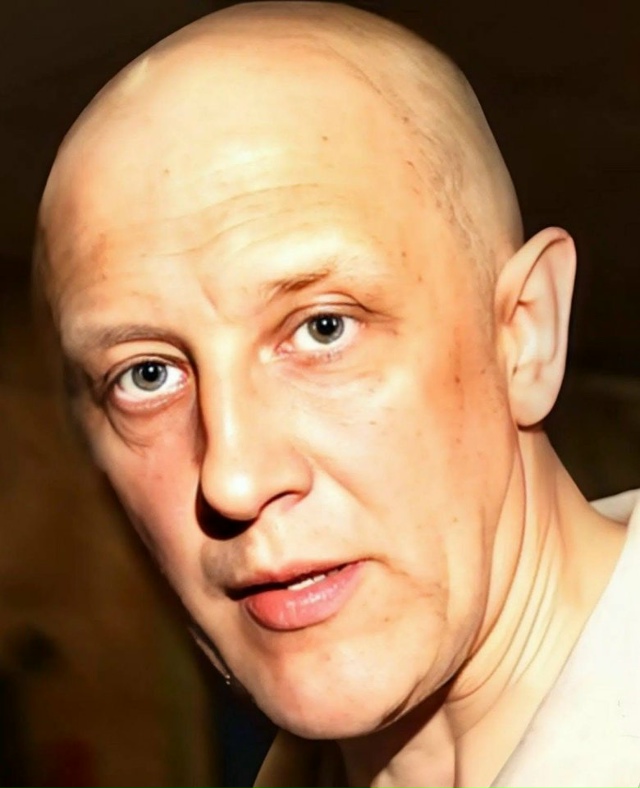 Поклонники не узнают любимого актёра... Когда-то он бы?...