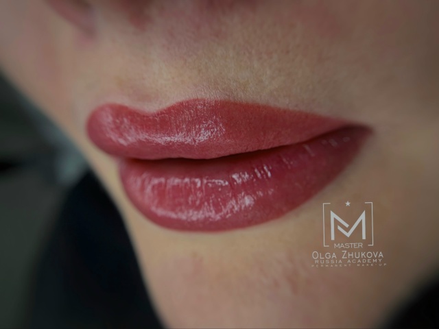 Приглашаю на перманентный макияж
Губы-3000р
Брови-3000р
С?...