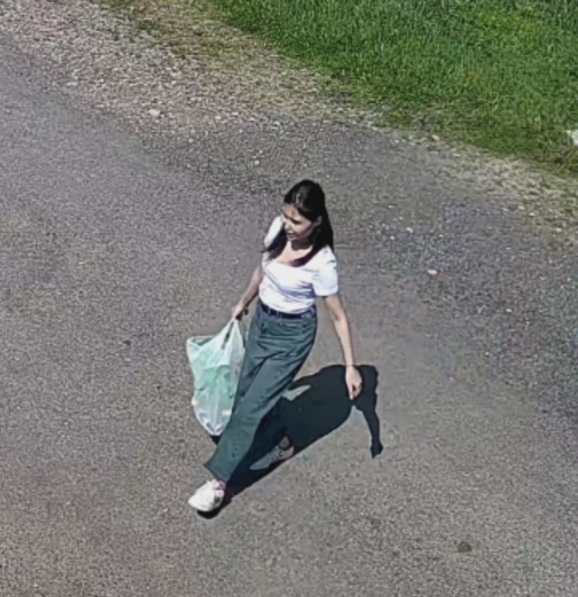 Данные граждани, устроили незаконную свалку мусора в о...