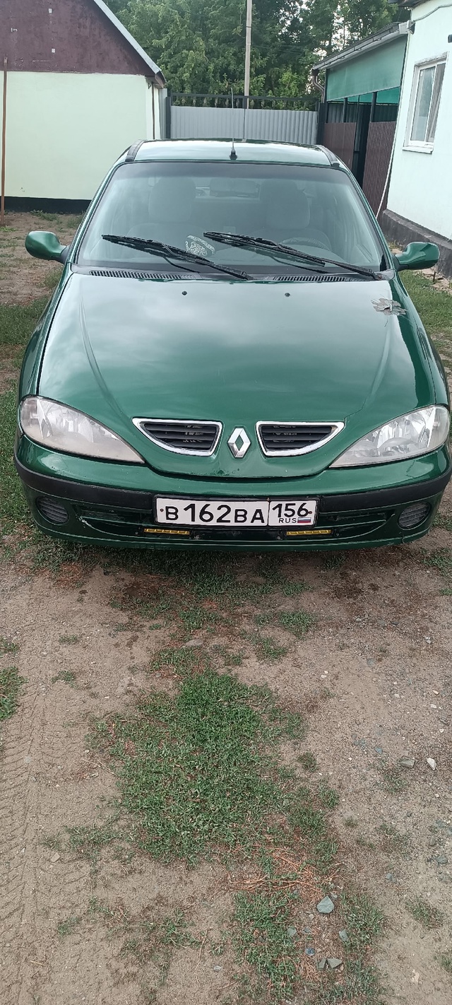 Продам Рено Меган 2001гв , КПП автомат. Колеса новые, цена...