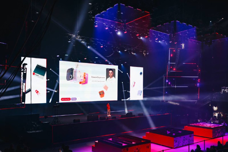 Финал True Tech Champ от МТС — это 14 тысяч участников, 350 финалистов, роботы, лабиринты с парящими