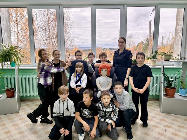 🚦 Перед каникулами школьникам напомнили о безопаснос...