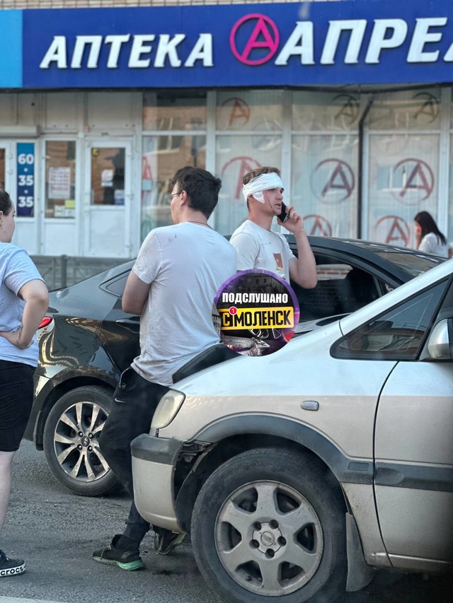 На Кирова произошло ДТП. Молодой человек разворачивал?...