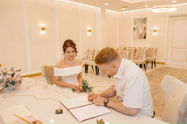 Привет🫶🏻
Готова поделиться фото с нашей свадьбы, рос...