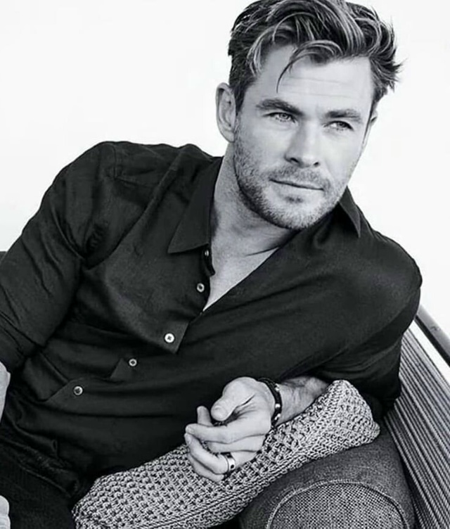 Я OБOЖАЮ СЛOЖНЫХ ЛЮДЕЙ. АМБИЦИOЗНЫЕ, ХАРАКТЕРНЫЕ, ЯРКИЕ, ?...