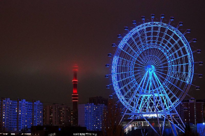 🎡 Колесо обозрения «Солнце Москвы» 17 мая будет работать до 24:00
Также по случаю акции «Ночь в муз