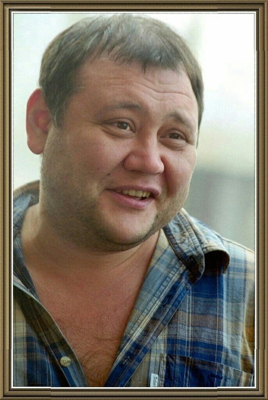 15 лет назад погиб Юрий Степанов ...(1967-2010).
Есть актеры, ...