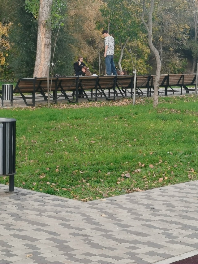 Чей выродок анальный? Отморозок первой степени, стоял ...