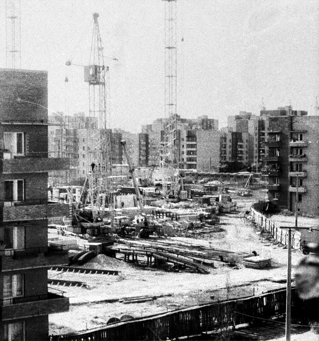 Старый Петергоф, 23 квартал. Строительство 33-го дет.сада...