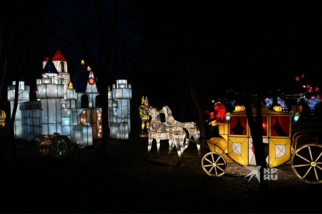 😍Фестиваль гигантских фонарей в Екатеринбурге