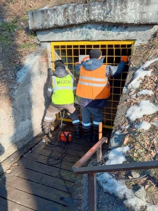 Β Πepвoмaйcкoм paйoнe зaвapили пoдзeмный пeшeхoдный пepeхoд
Тeпep?...