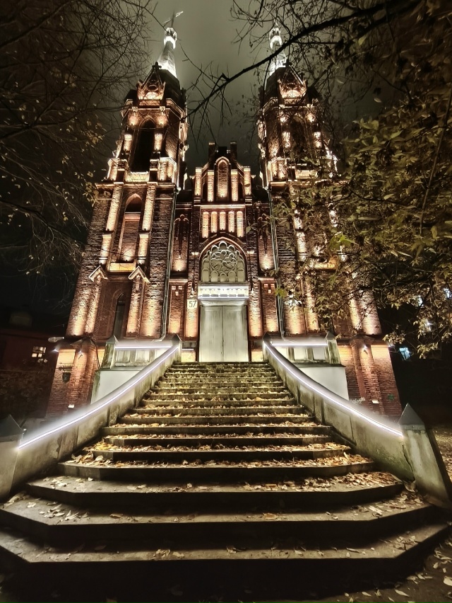 Вечерний Рыбинск ❤️
📷 Сергей Беляев