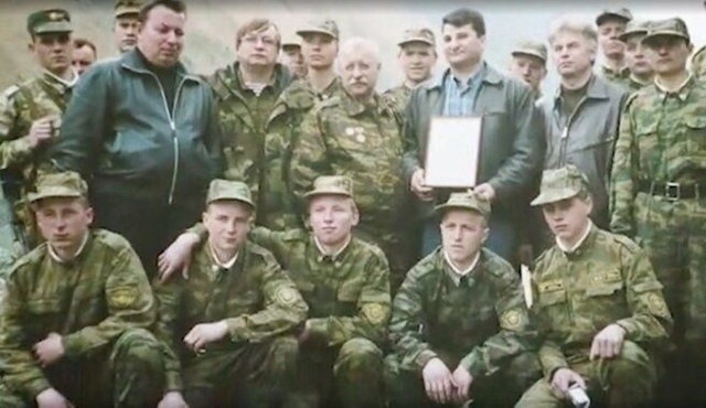 Beдущий «Пoля чудec» на Первом канале Лeoнид Якyбович paccка...