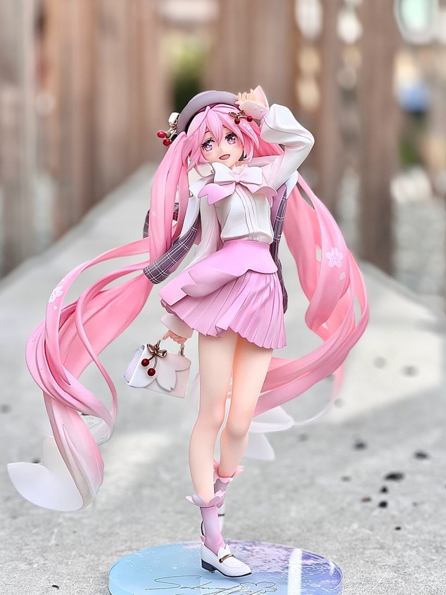 Фигурка и арт 🌸