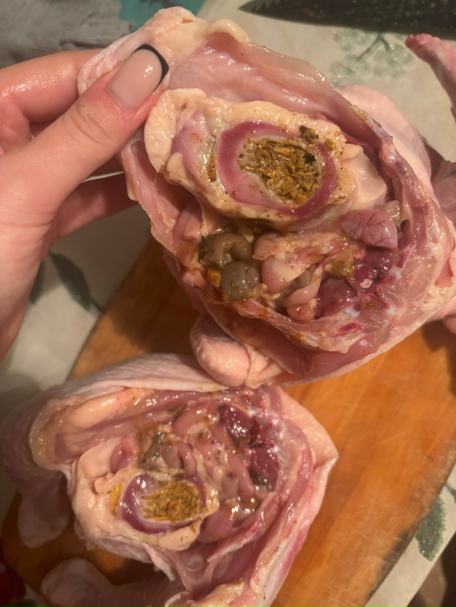 Устали видимо куриц жидкостью накачивать,приняли меры...