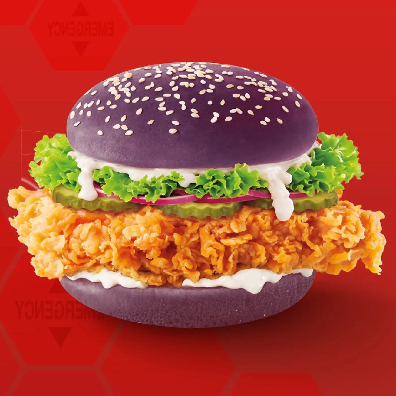 🍔KFC запустила коллаборацию с «Евангелионом», представив острый куриный бургер фиолетового цвета.