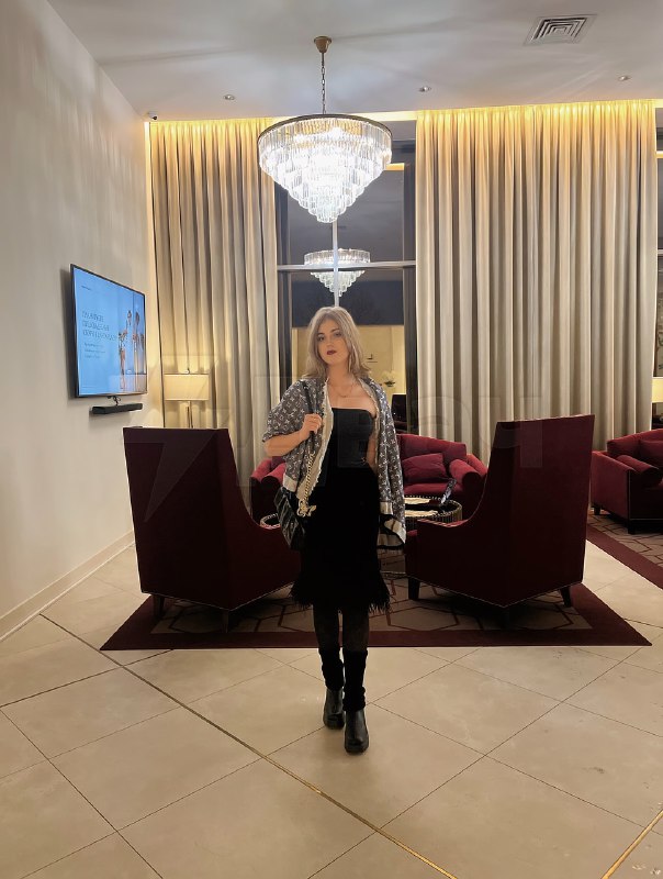 В Питере задержали учительницу английского за секс с двумя 12-летними школьниками — ей грозит до 20