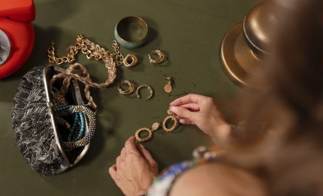 Шопинг по-крупному: сочинка решила не мелочиться и уне?...