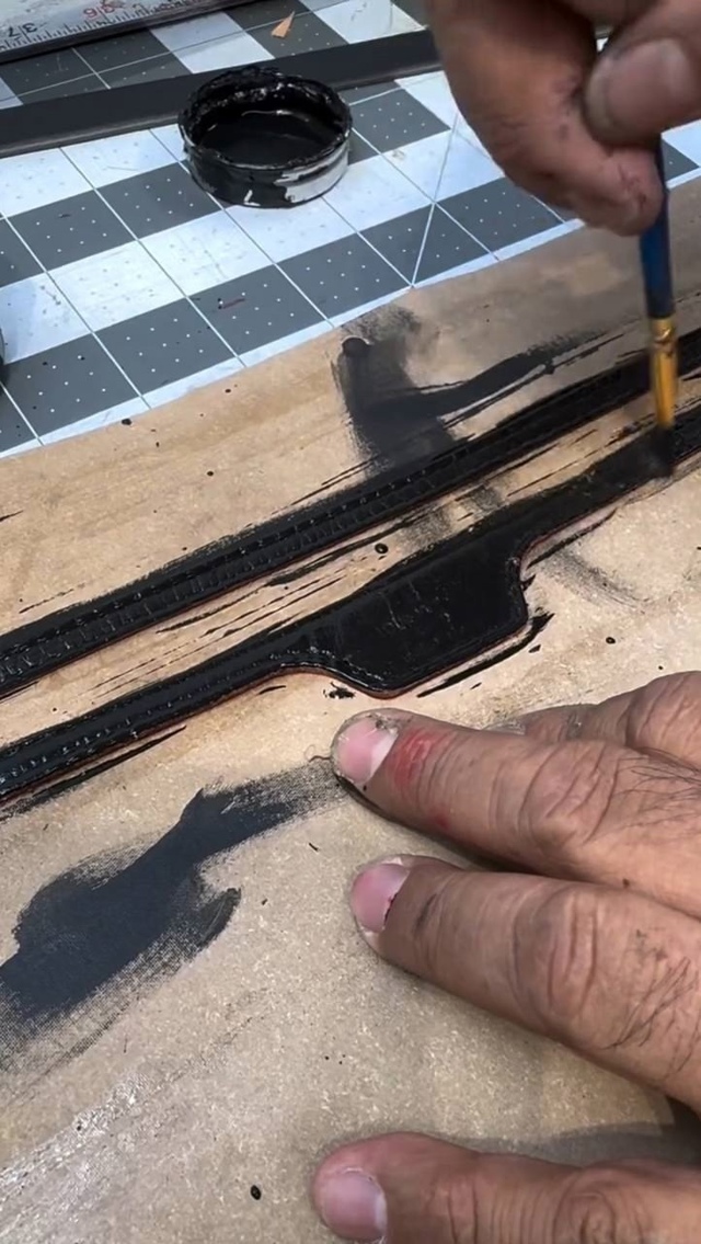 Реставрация и покраска очень дорогой сумки 🛠👀