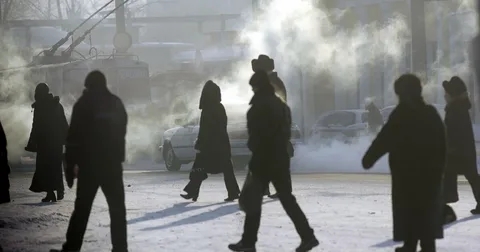 Наступающая зима будет холоднее прошлогодней.
Жител?...