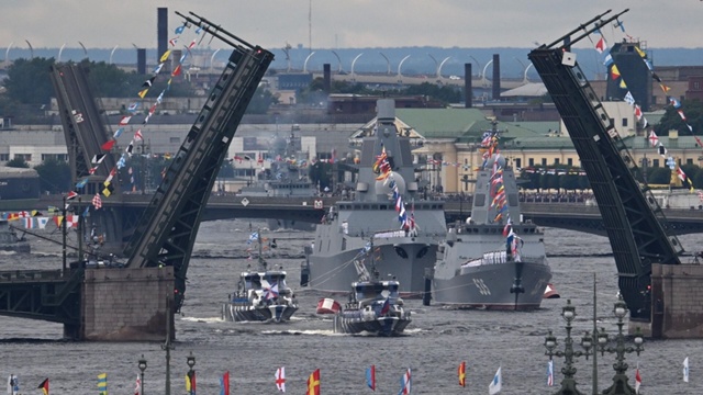 Поздравляем всех причастных с Днём военно-морского фл?...