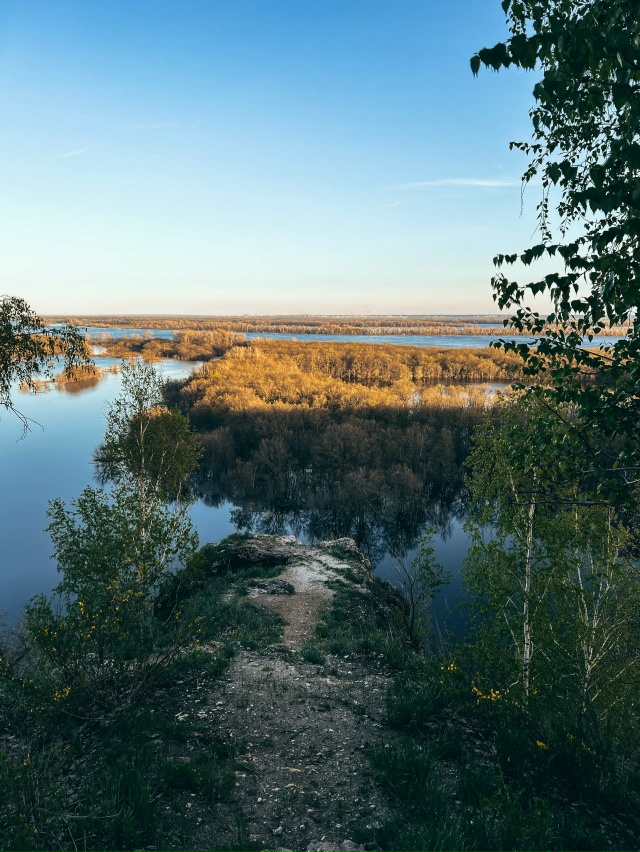 Невероятно красивое место, откуда открывается потряса...